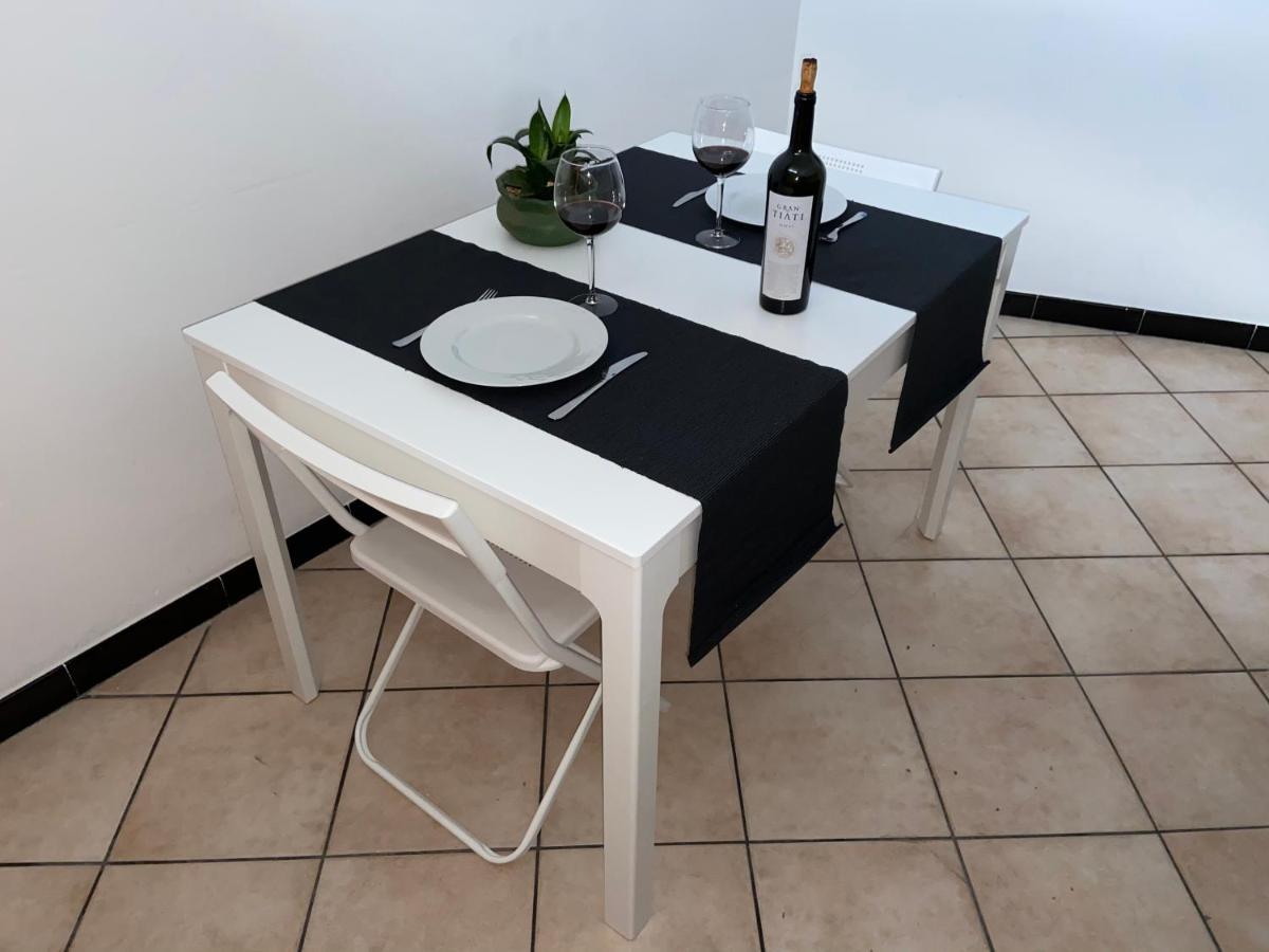 Be Happy Apartment Монополи Екстериор снимка